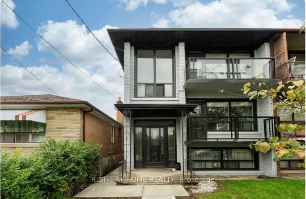 1-31 Wesley Street, Toronto, ON, M8Y 2W5