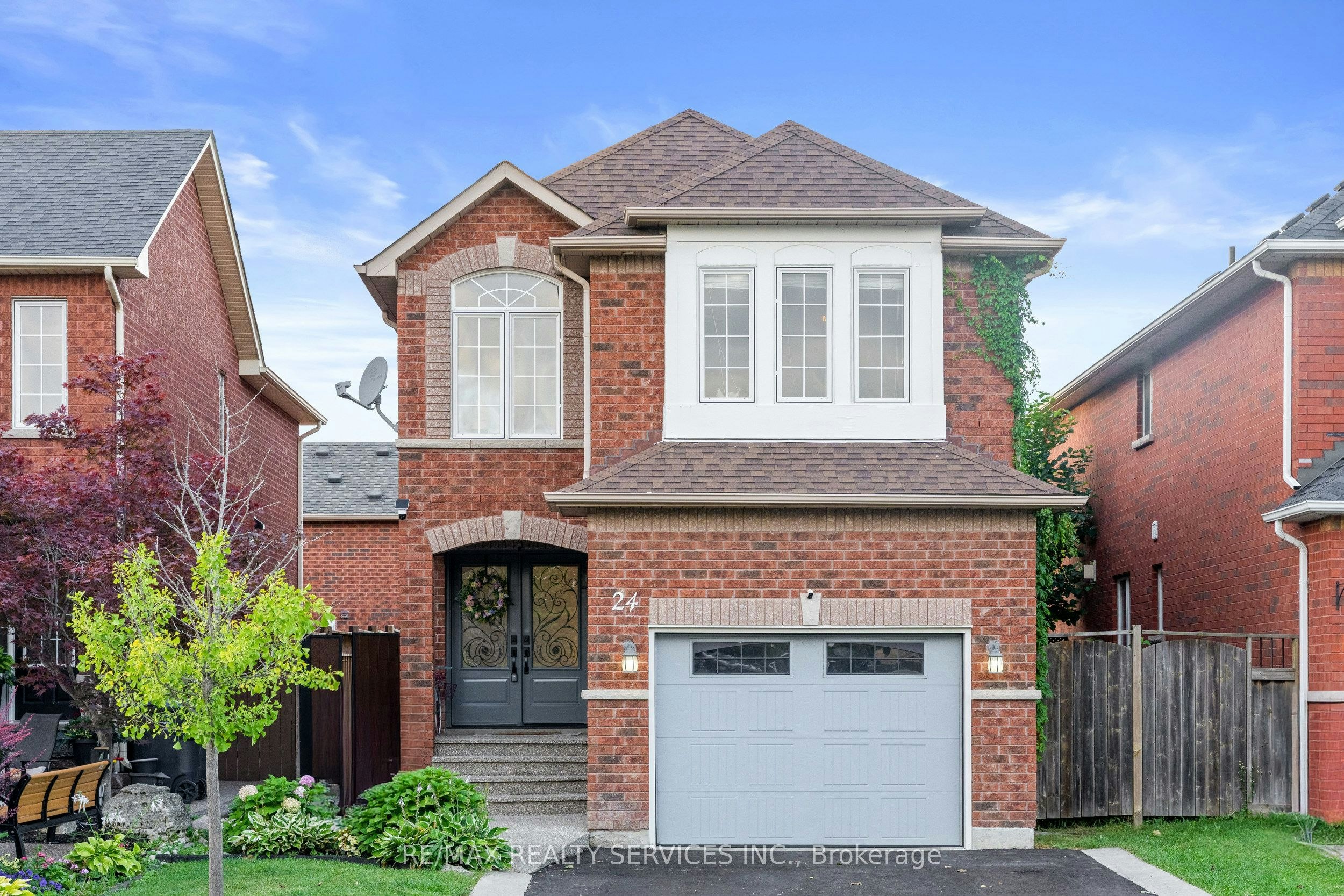 24 Wakely Boulevard, Caledon, ON, L7E 2G9