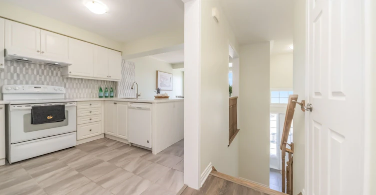 Upper-39 Baycliffe Crescent, Brampton, ON, L7A 0S5 - 5