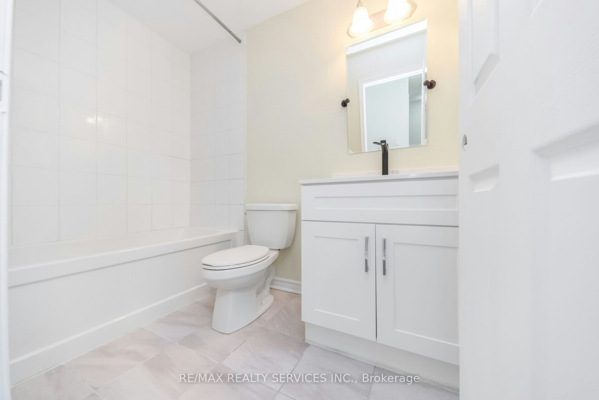 Upper-39 Baycliffe Crescent, Brampton, ON, L7A 0S5 - 33