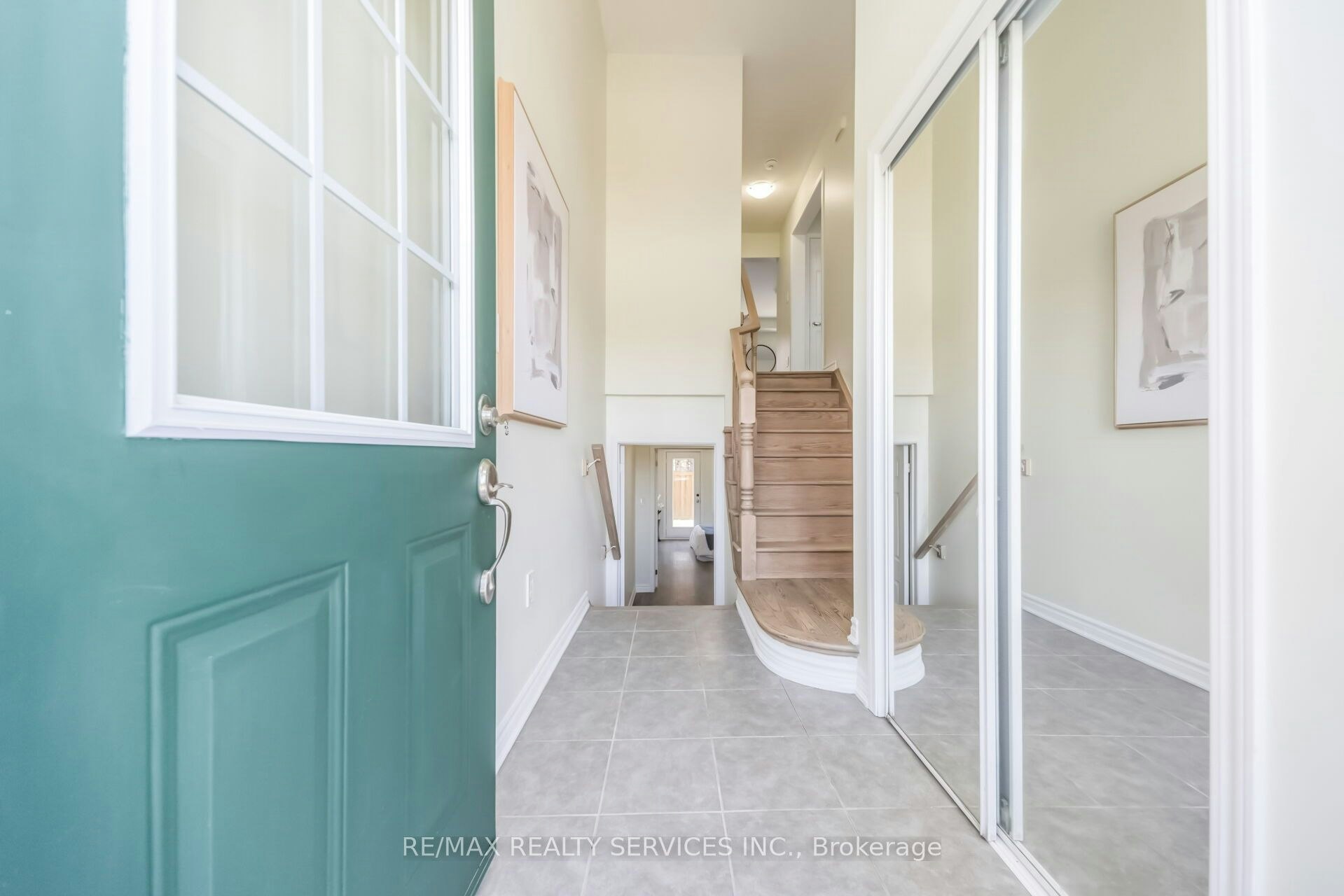 Upper-39 Baycliffe Crescent, Brampton, ON, L7A 0S5 - 2