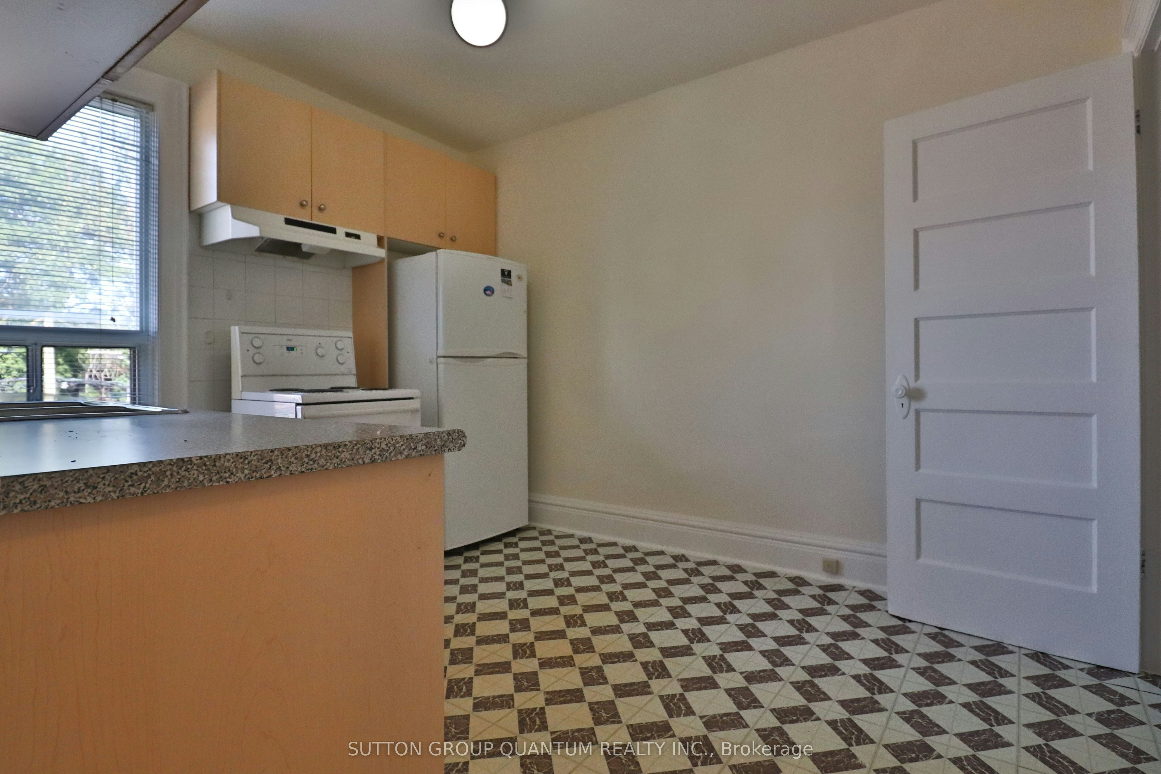 2ND FLR-881 Lansdowne Avenue, Toronto, ON, M6H 3Z2 - 8