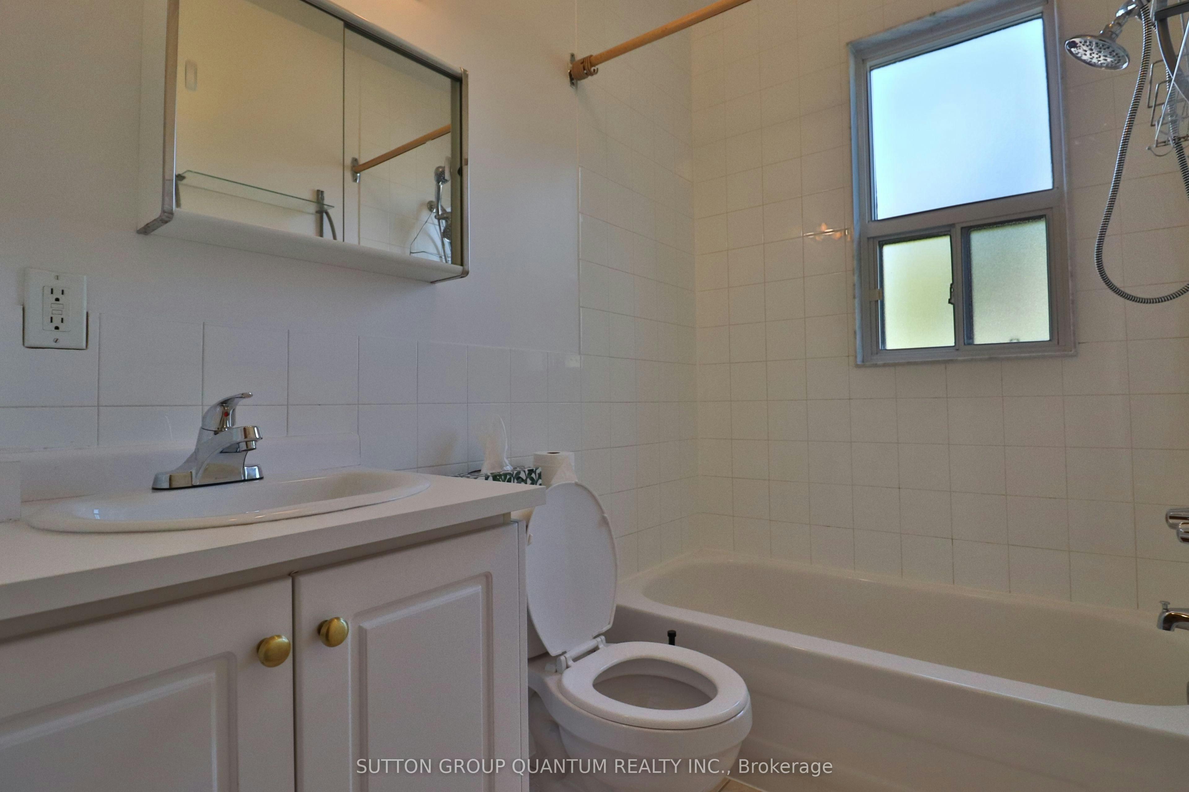 2ND FLR-881 Lansdowne Avenue, Toronto, ON, M6H 3Z2 - 5