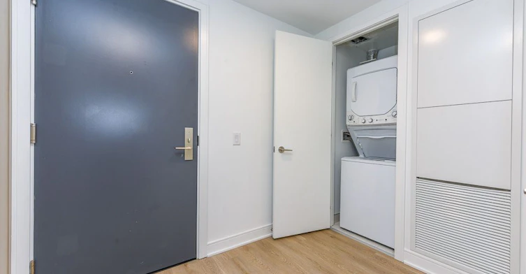 410-86 Dundas Street E, Mississauga, ON, L5A 0B1 - 6