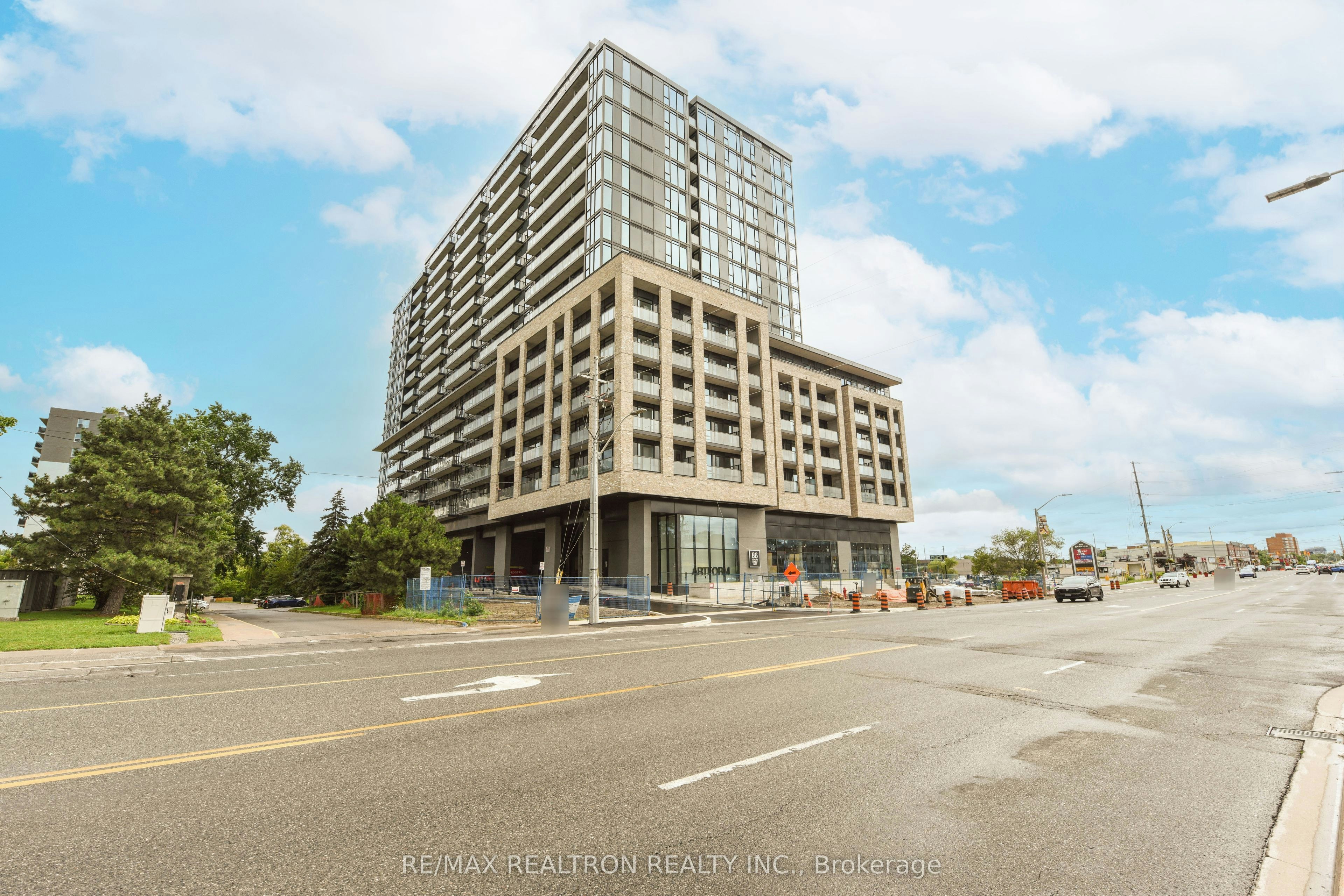 410-86 Dundas Street E, Mississauga, ON, L5A 0B1 - 2