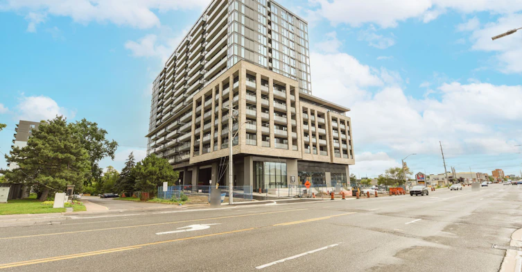 410-86 Dundas Street E, Mississauga, ON, L5A 0B1 - 2