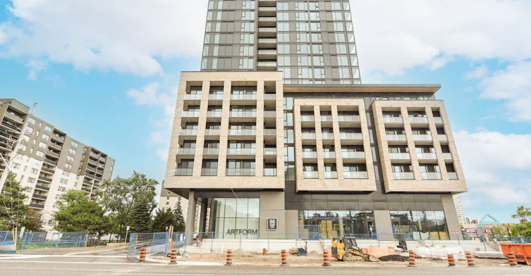410-86 Dundas Street E, Mississauga, ON, L5A 0B1