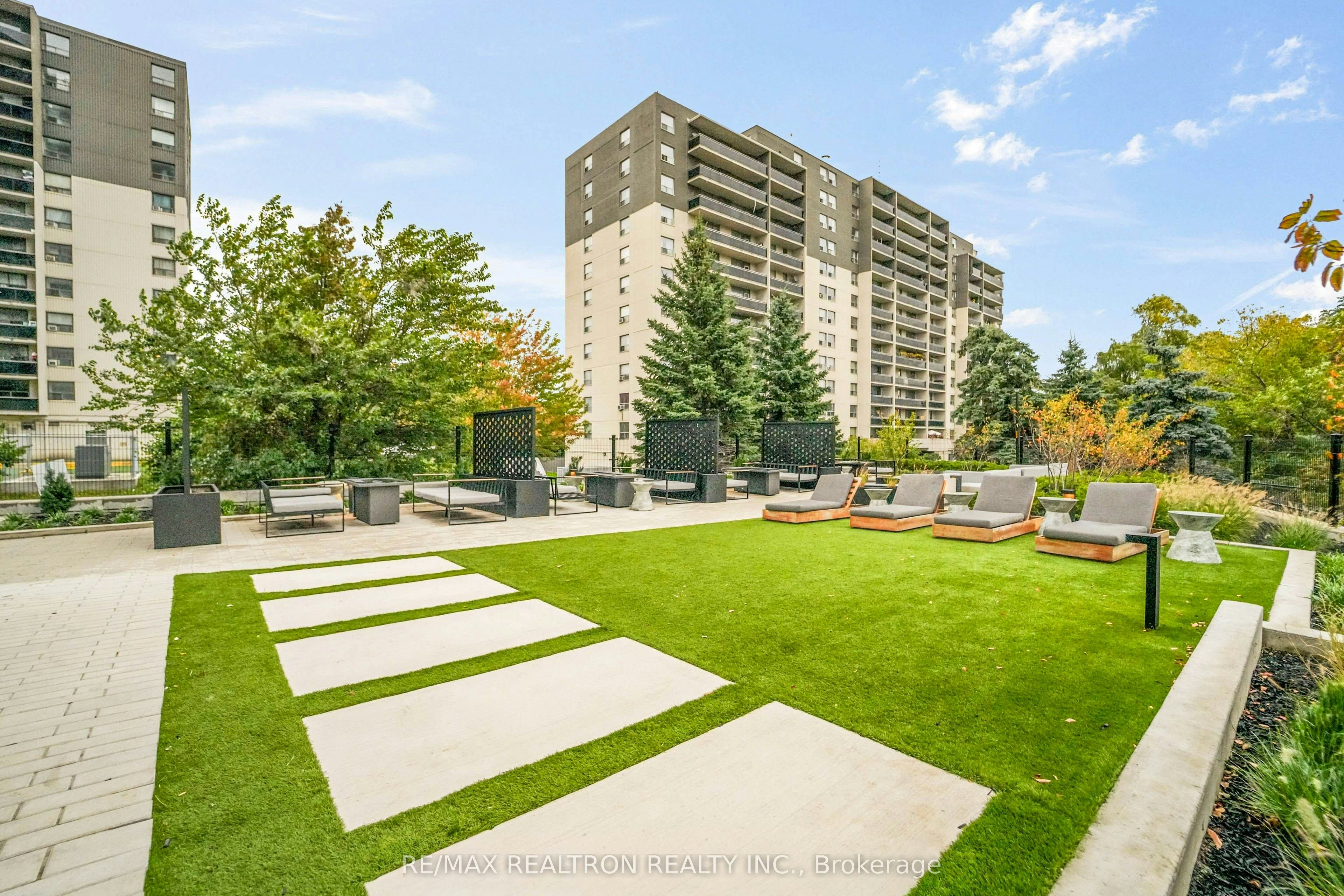 410-86 Dundas Street E, Mississauga, ON, L5A 0B1 - 44