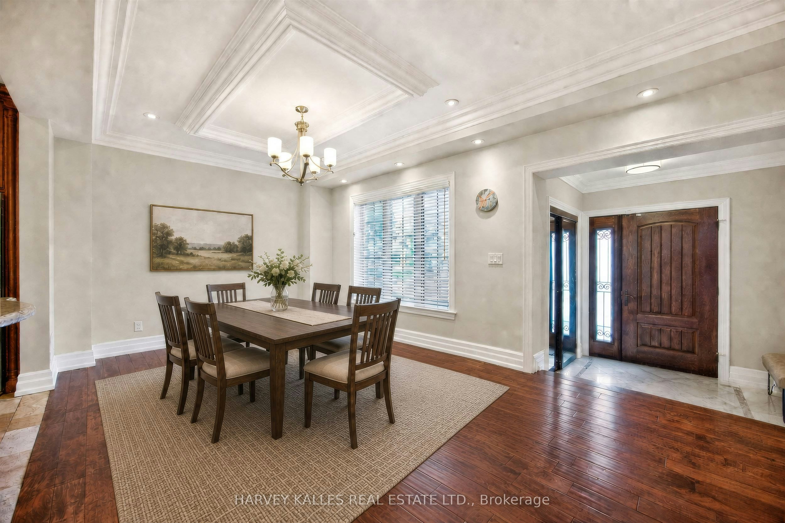 17 Lockheed Boulevard, Toronto, ON, M9P 2H5 - 5