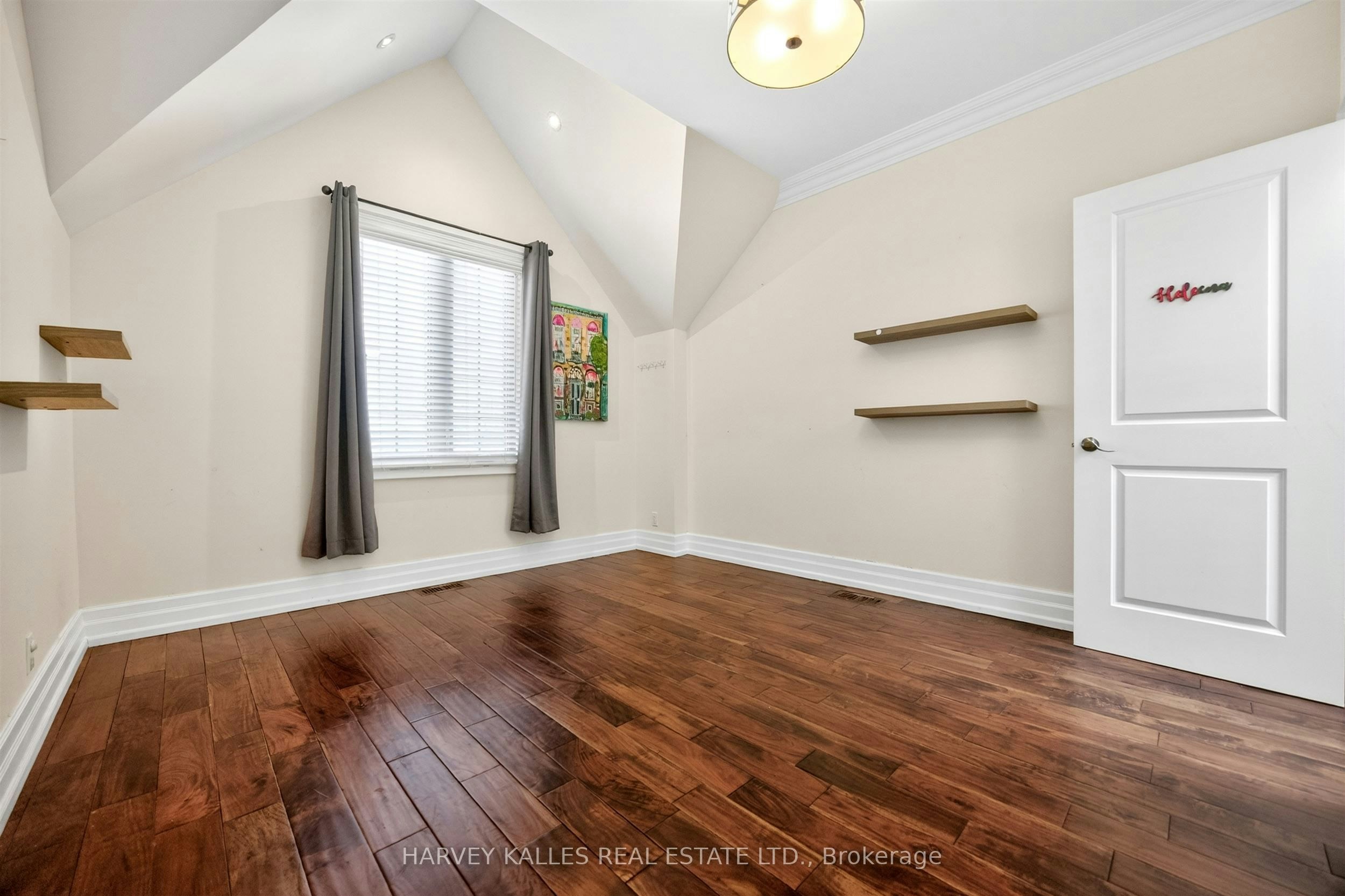 17 Lockheed Boulevard, Toronto, ON, M9P 2H5 - 25