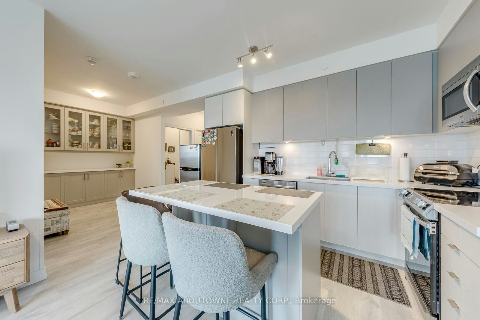 1709-4675 Metcalfe Avenue, Mississauga, ON, L5M 0Z8 - 12