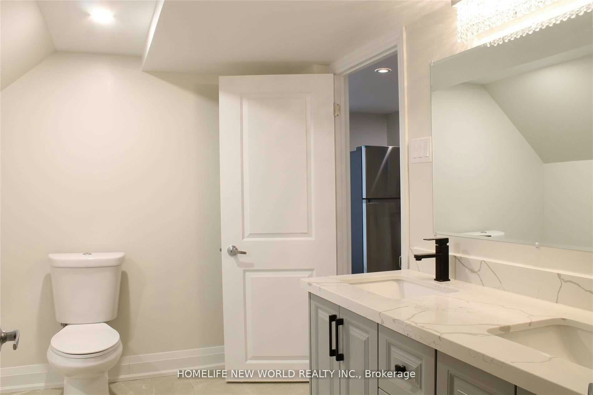 Lower-43 Blaketon Road, Toronto, ON, M9B 4W4 - 6