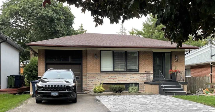 Lower-43 Blaketon Road, Toronto, ON, M9B 4W4