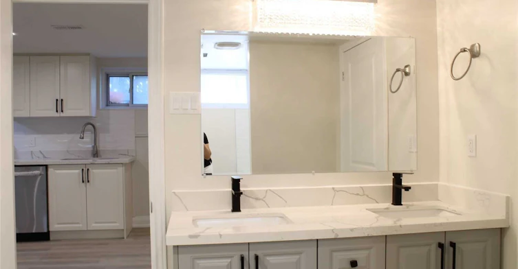 Lower-43 Blaketon Road, Toronto, ON, M9B 4W4 - 9