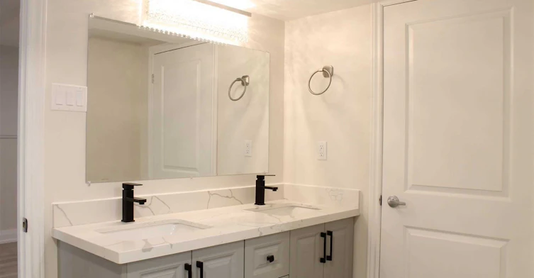 Lower-43 Blaketon Road, Toronto, ON, M9B 4W4 - 8