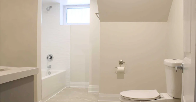 Lower-43 Blaketon Road, Toronto, ON, M9B 4W4 - 7