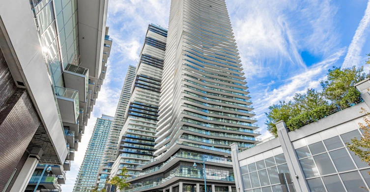 4106-38 Annie Craig Drive, Toronto, ON, M8V 0G9 - 2