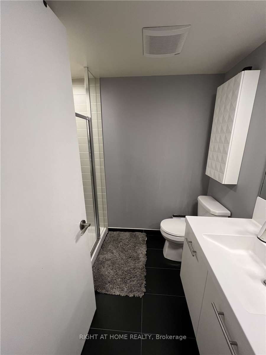 15-1 Valhalla Inn Road, Toronto, ON, M9B 1S9 - 15