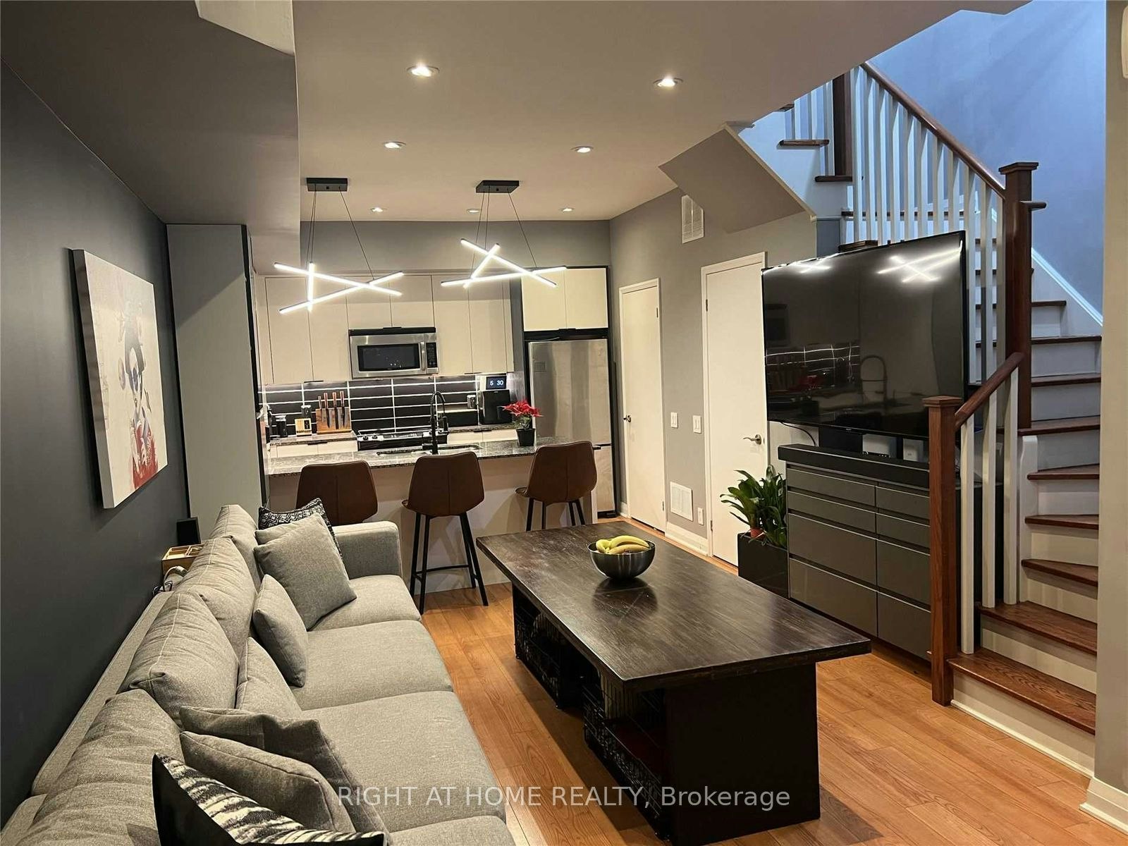 15-1 Valhalla Inn Road, Toronto, ON, M9B 1S9 - 9