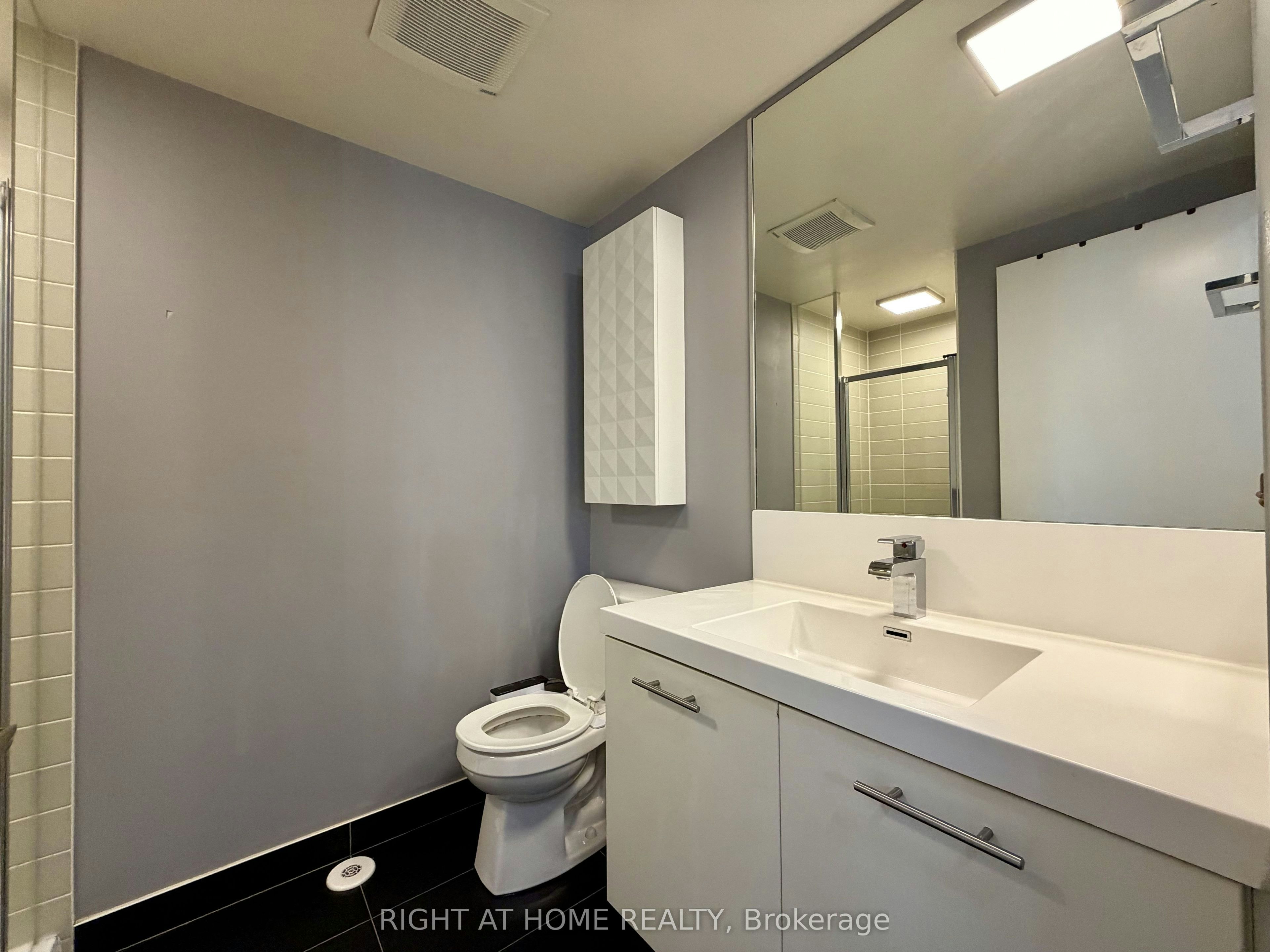 1-15 Valhalla Inn Road, Toronto, ON, M9B 1S9 - 38