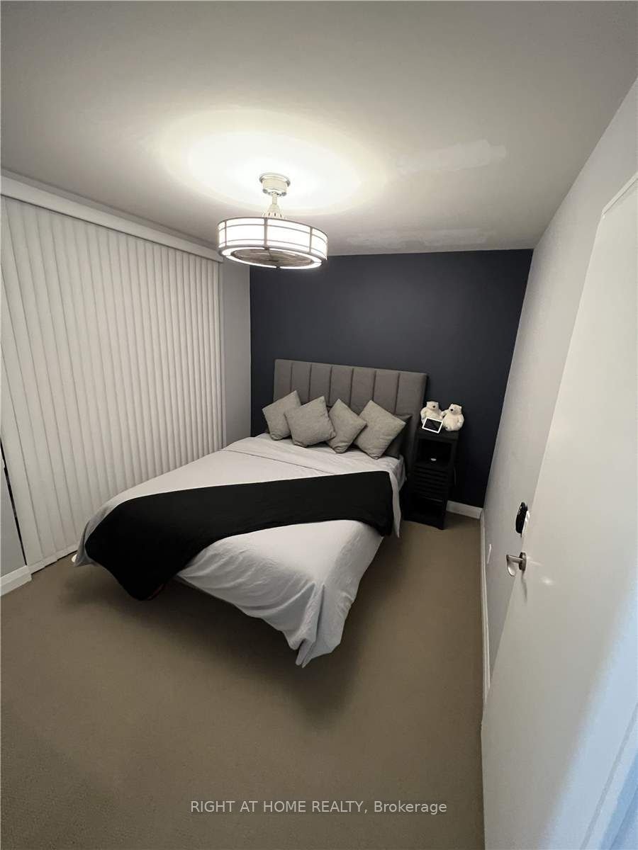 15-1 Valhalla Inn Road, Toronto, ON, M9B 1S9 - 19