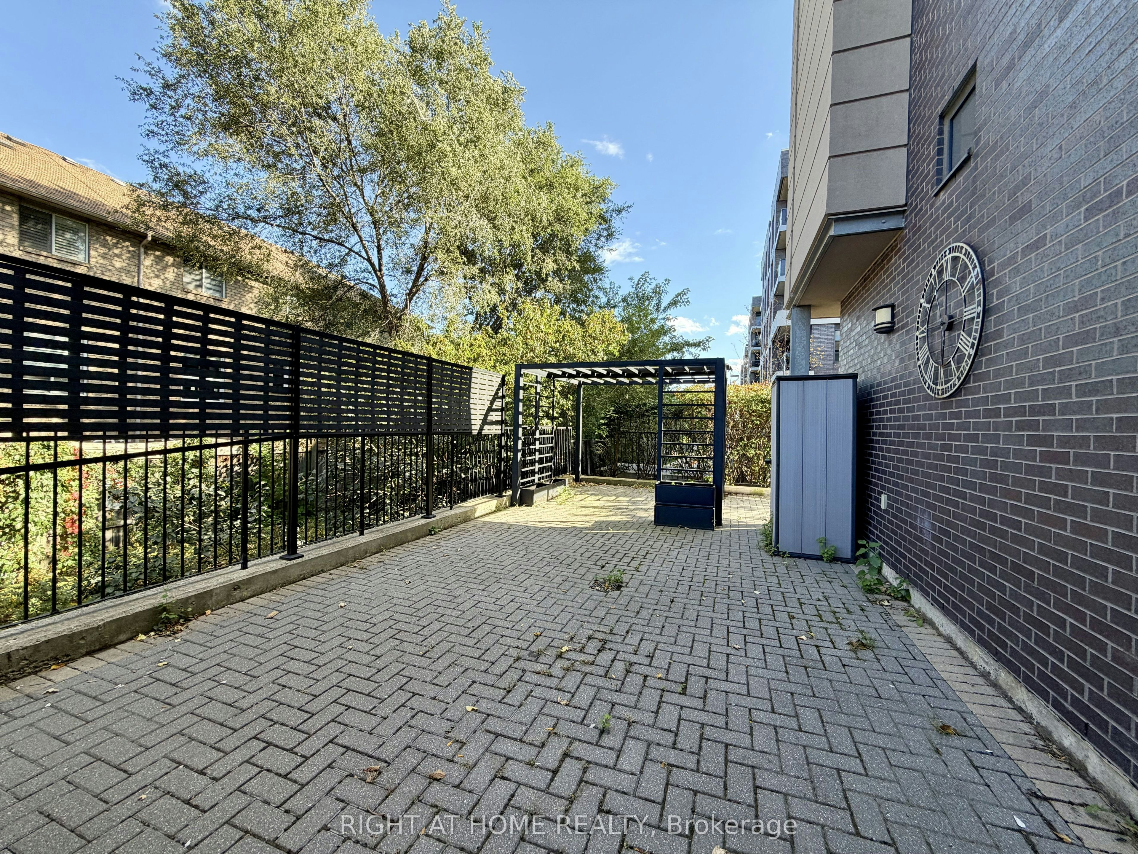 1-15 Valhalla Inn Road, Toronto, ON, M9B 1S9 - 50