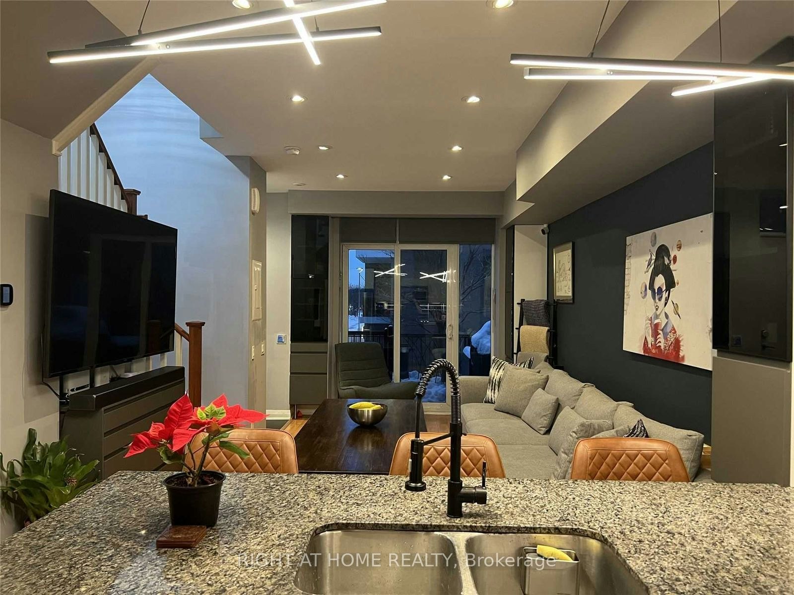 15-1 Valhalla Inn Road, Toronto, ON, M9B 1S9 - 11