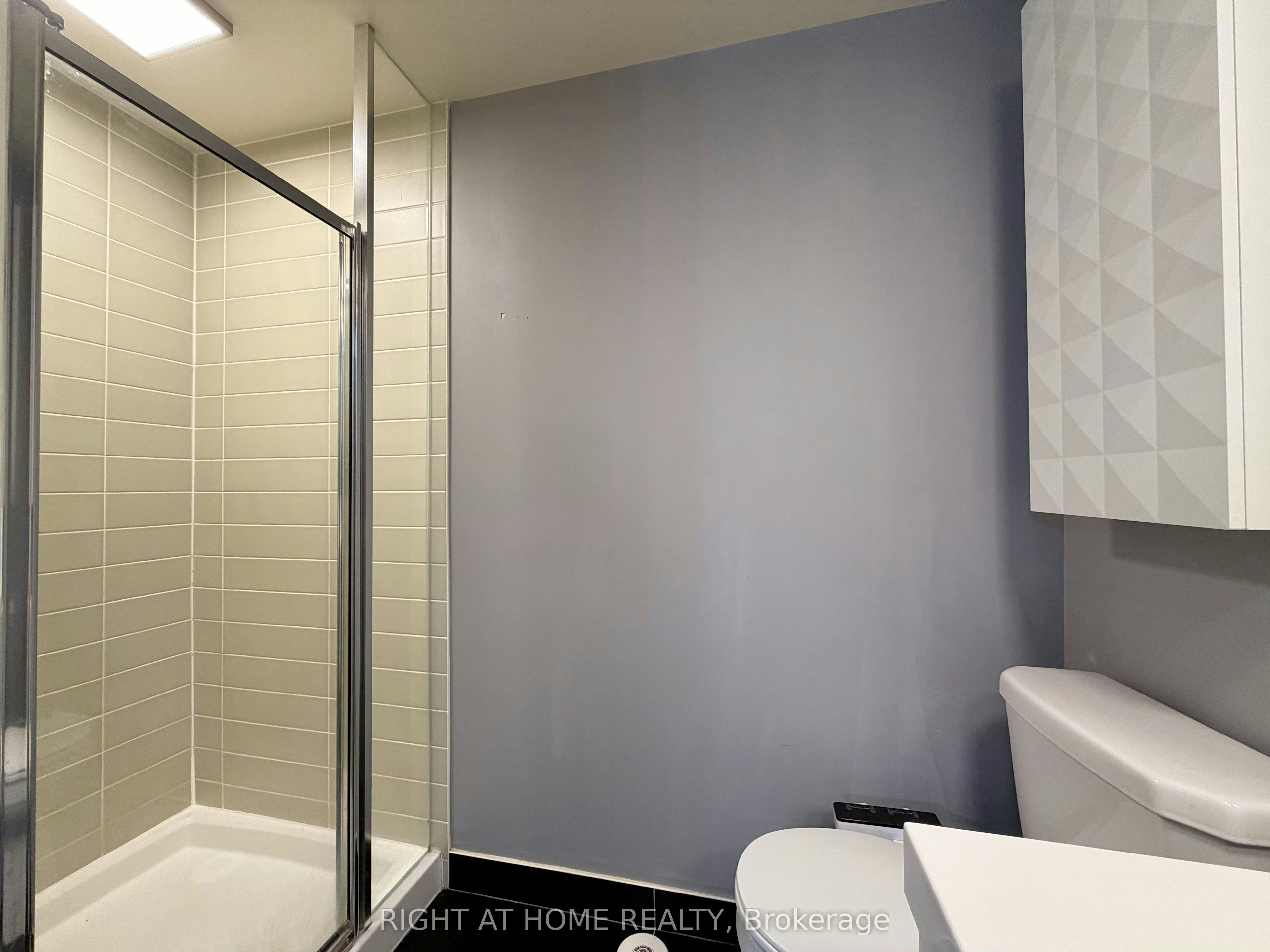 1-15 Valhalla Inn Road, Toronto, ON, M9B 1S9 - 39
