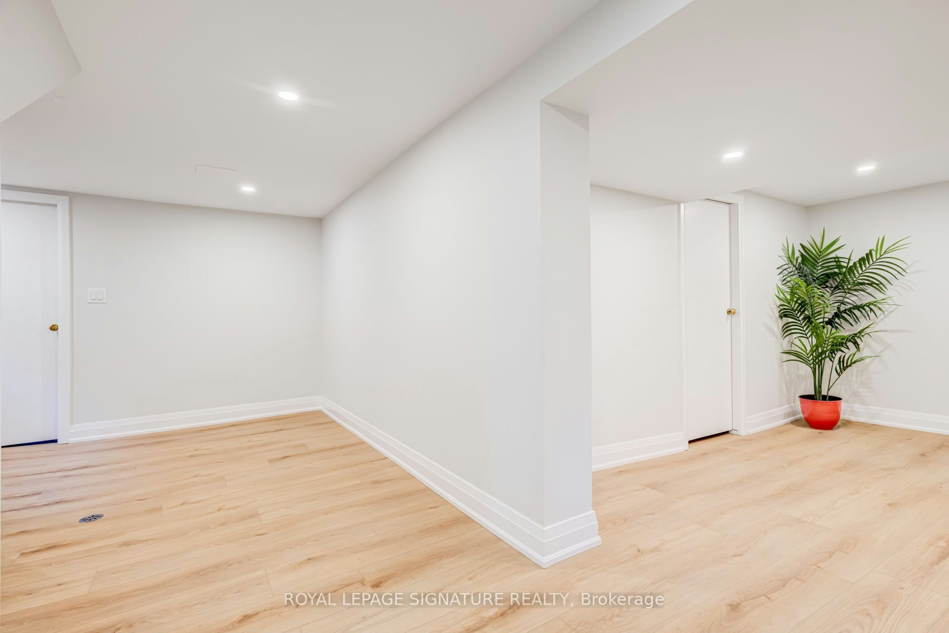 1316 Kipling Avenue, Toronto, ON, M9B 3N8 - 25
