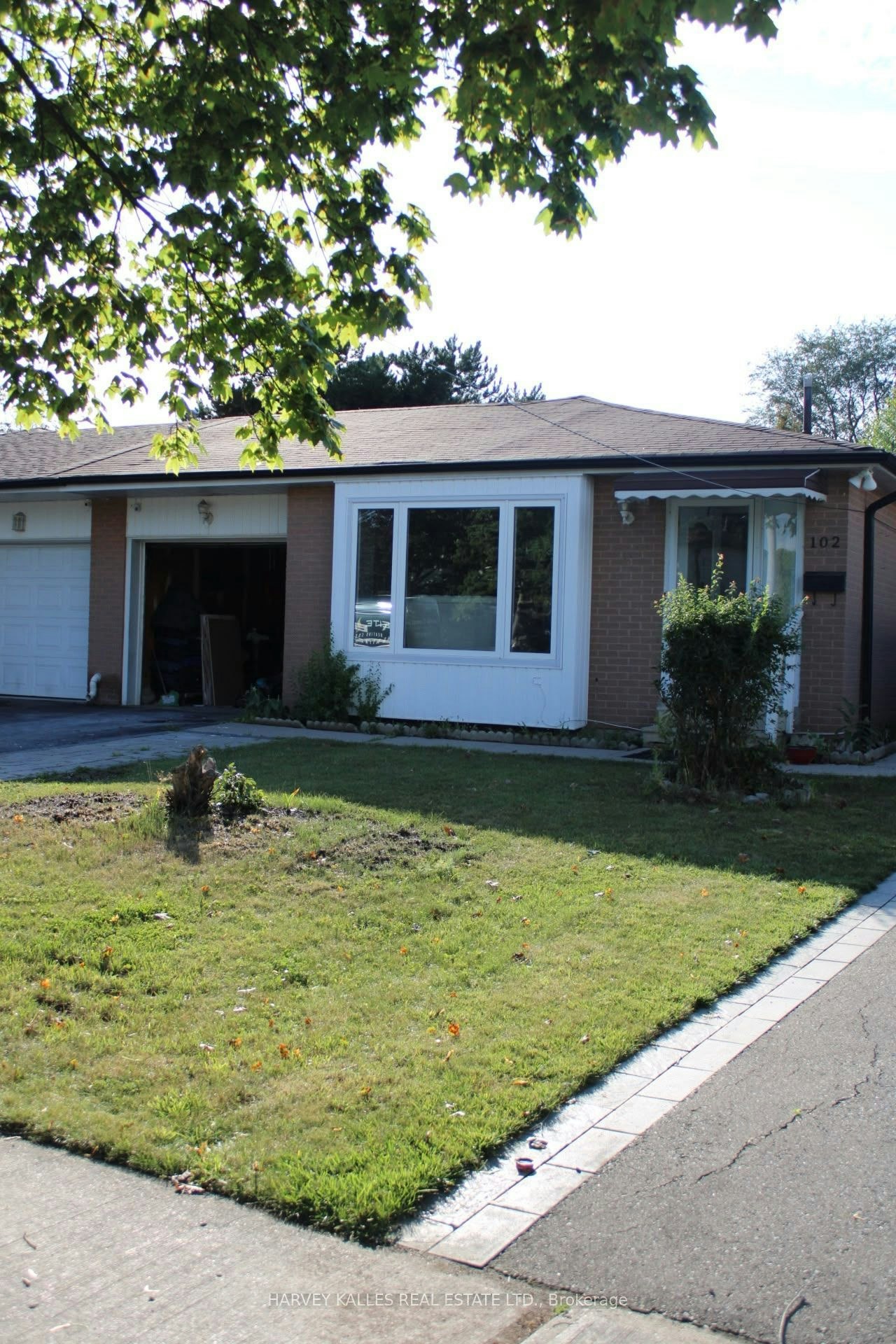102 Goldcrest Road, Brampton, ON, L6S 1H2 - 2