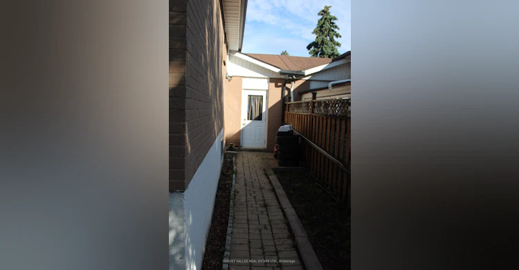 102 Goldcrest Road, Brampton, ON, L6S 1H2 - 13