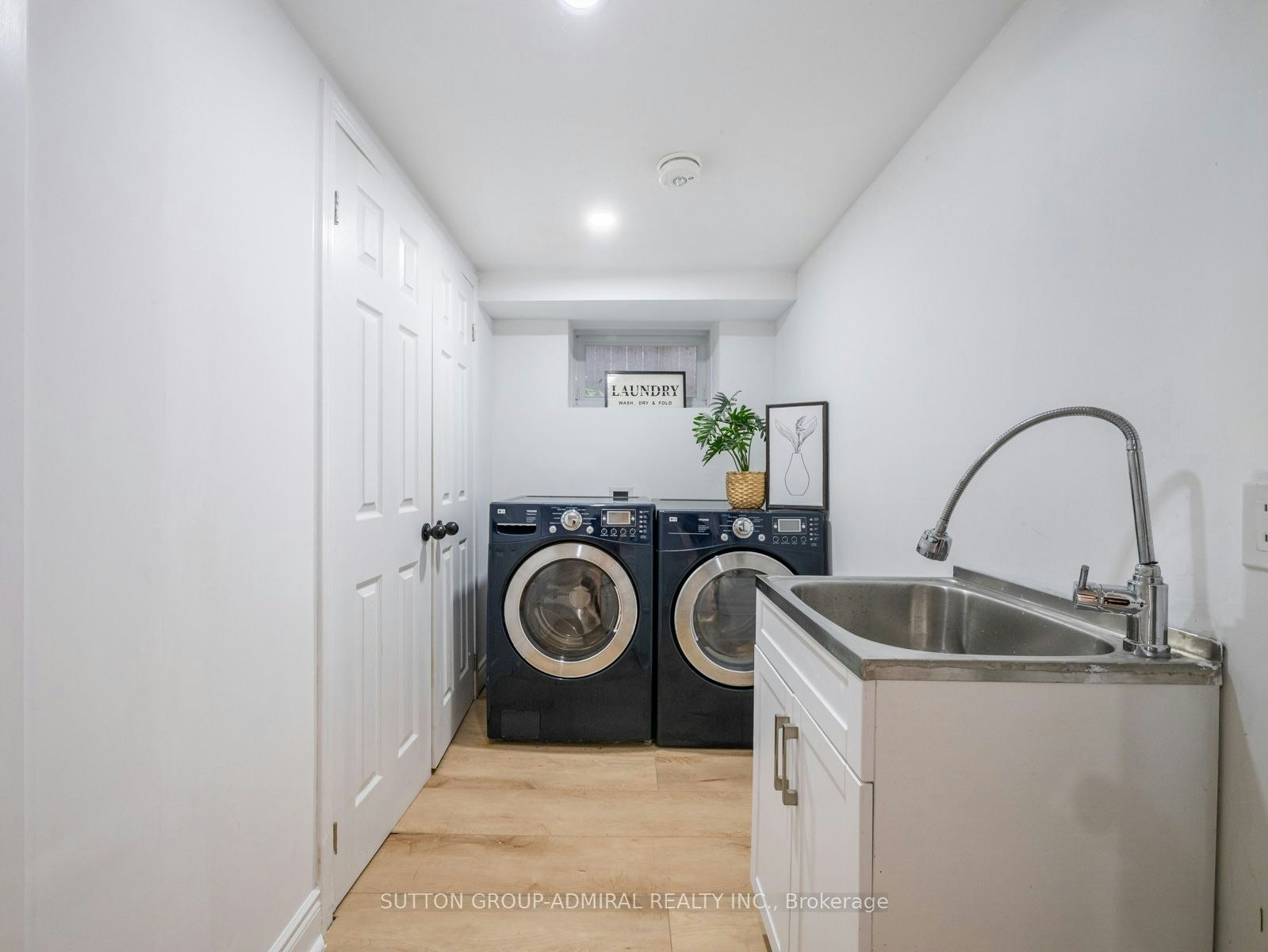 65 Woodbury Road, Toronto, ON, M8W 1X8 - 40