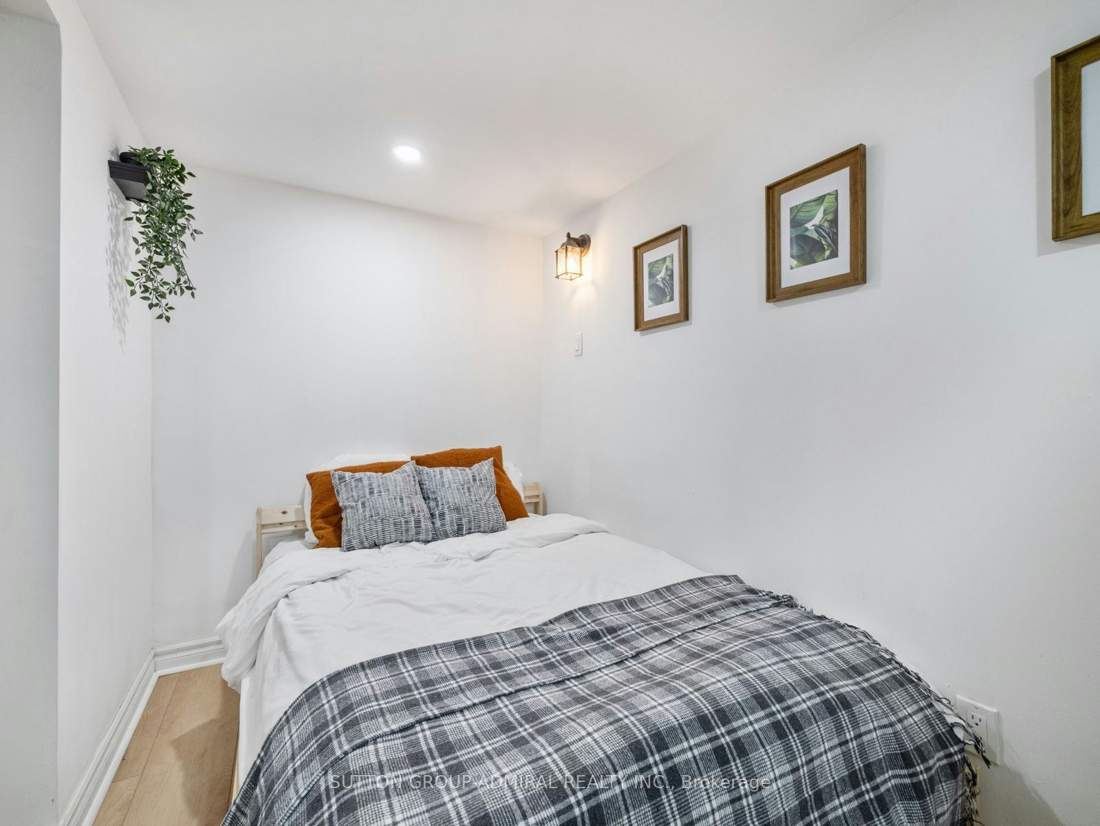 65 Woodbury Road, Toronto, ON, M8W 1X8 - 37