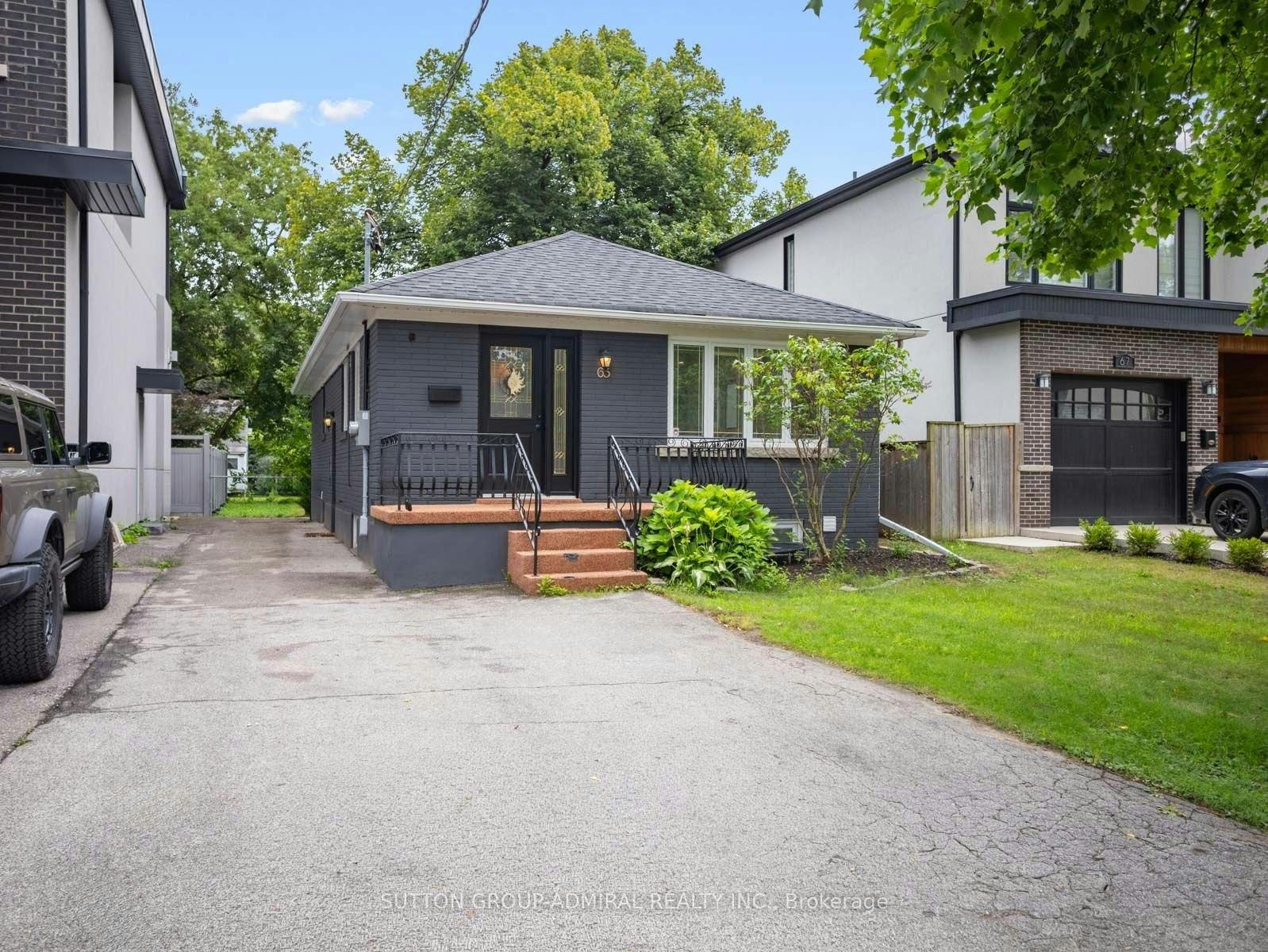 65 Woodbury Road, Toronto, ON, M8W 1X8