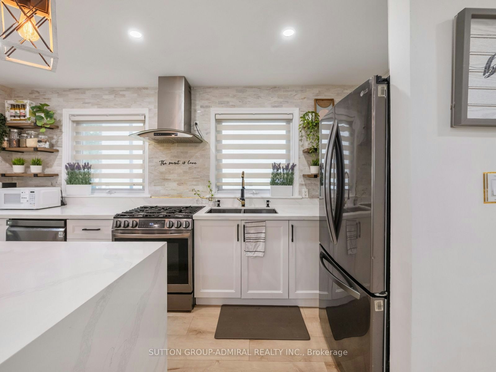 65 Woodbury Road, Toronto, ON, M8W 1X8 - 9
