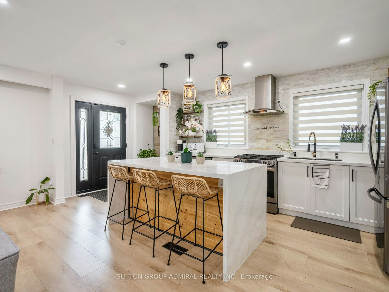 65 Woodbury Road, Toronto, ON, M8W 1X8 - 8