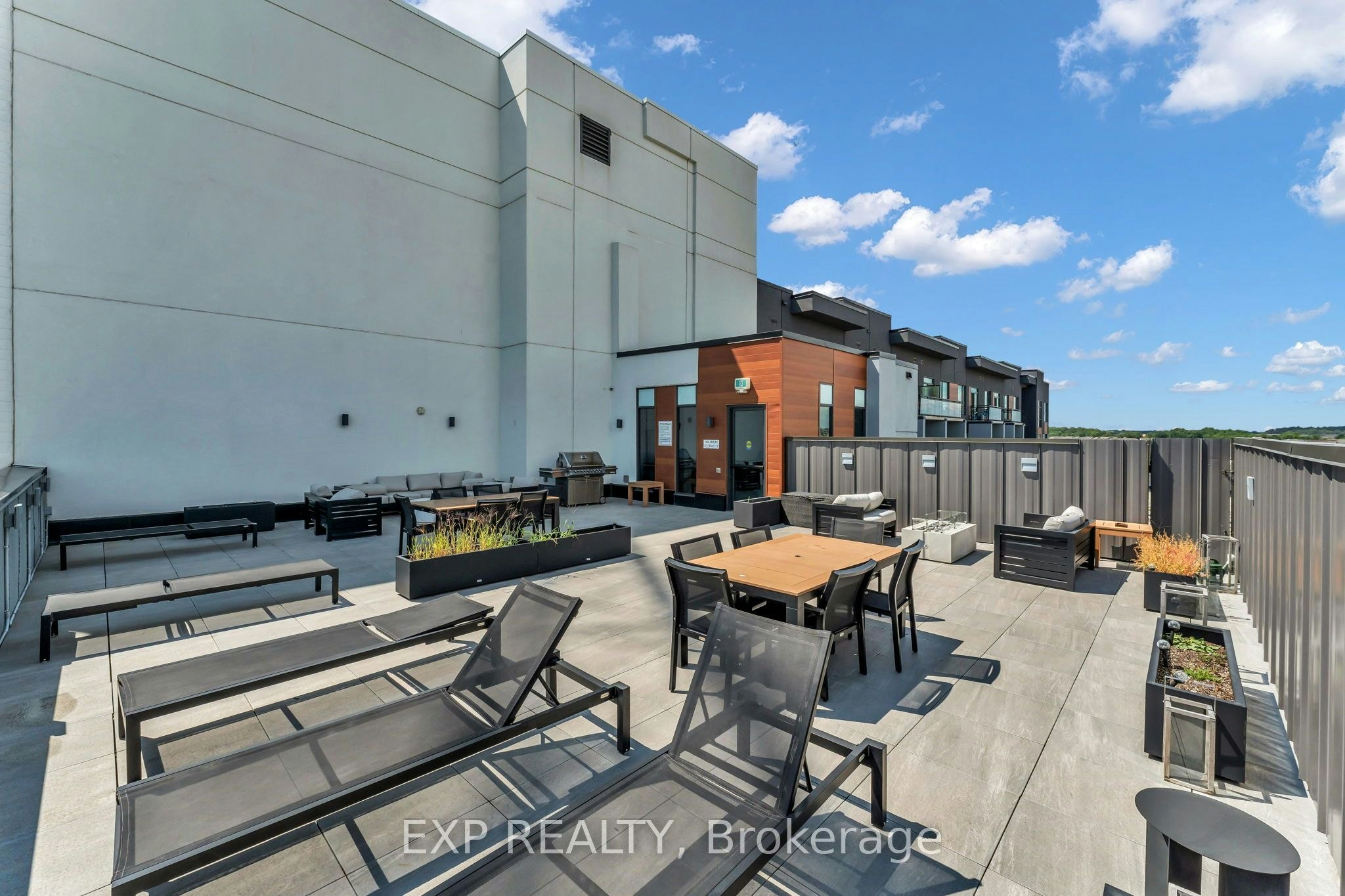 416-95 Dundas Street W, Oakville, ON, L6M 5N4 - 33