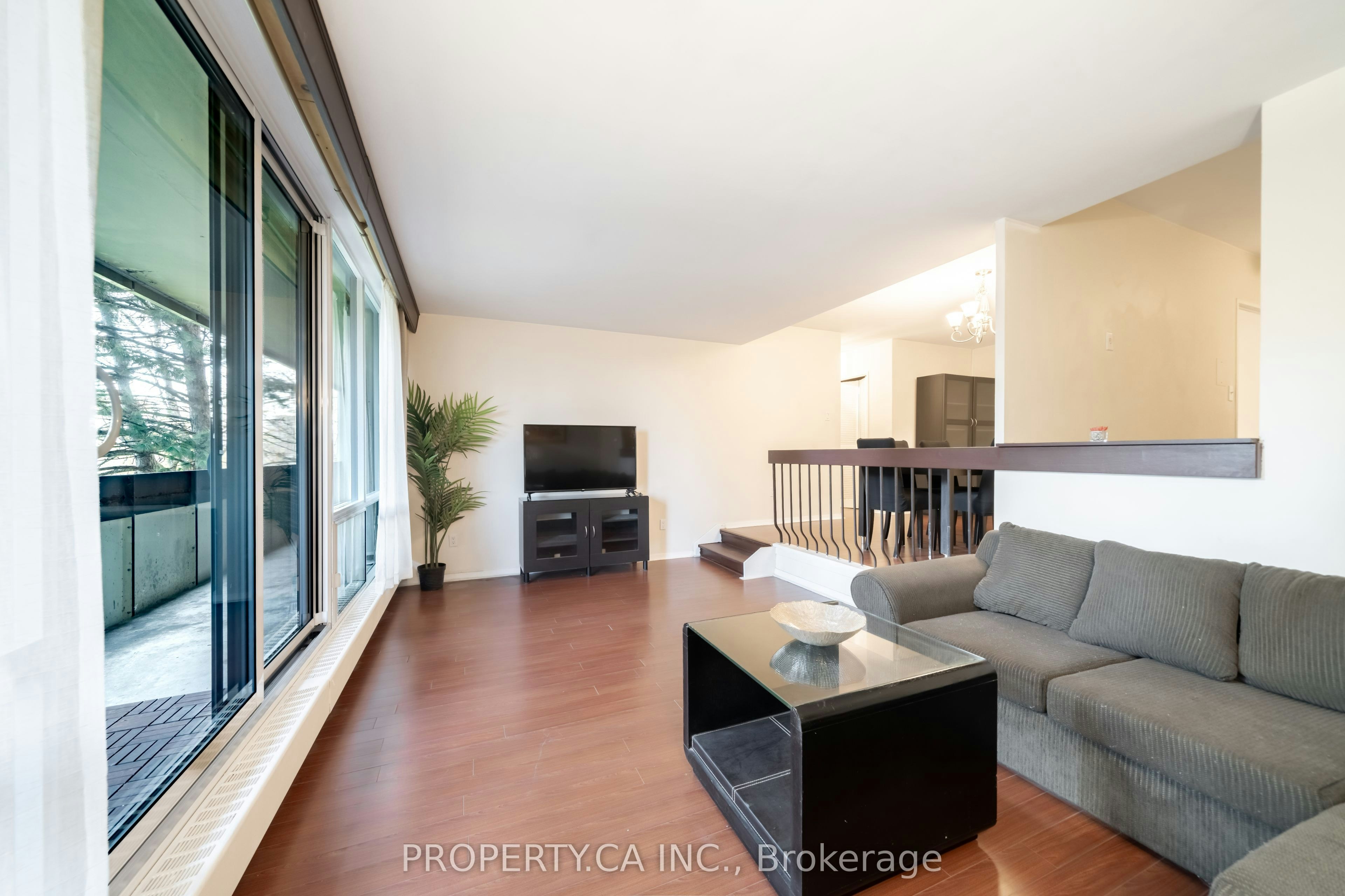 307-455 Sentinel Road, Toronto, ON, M3J 2T6