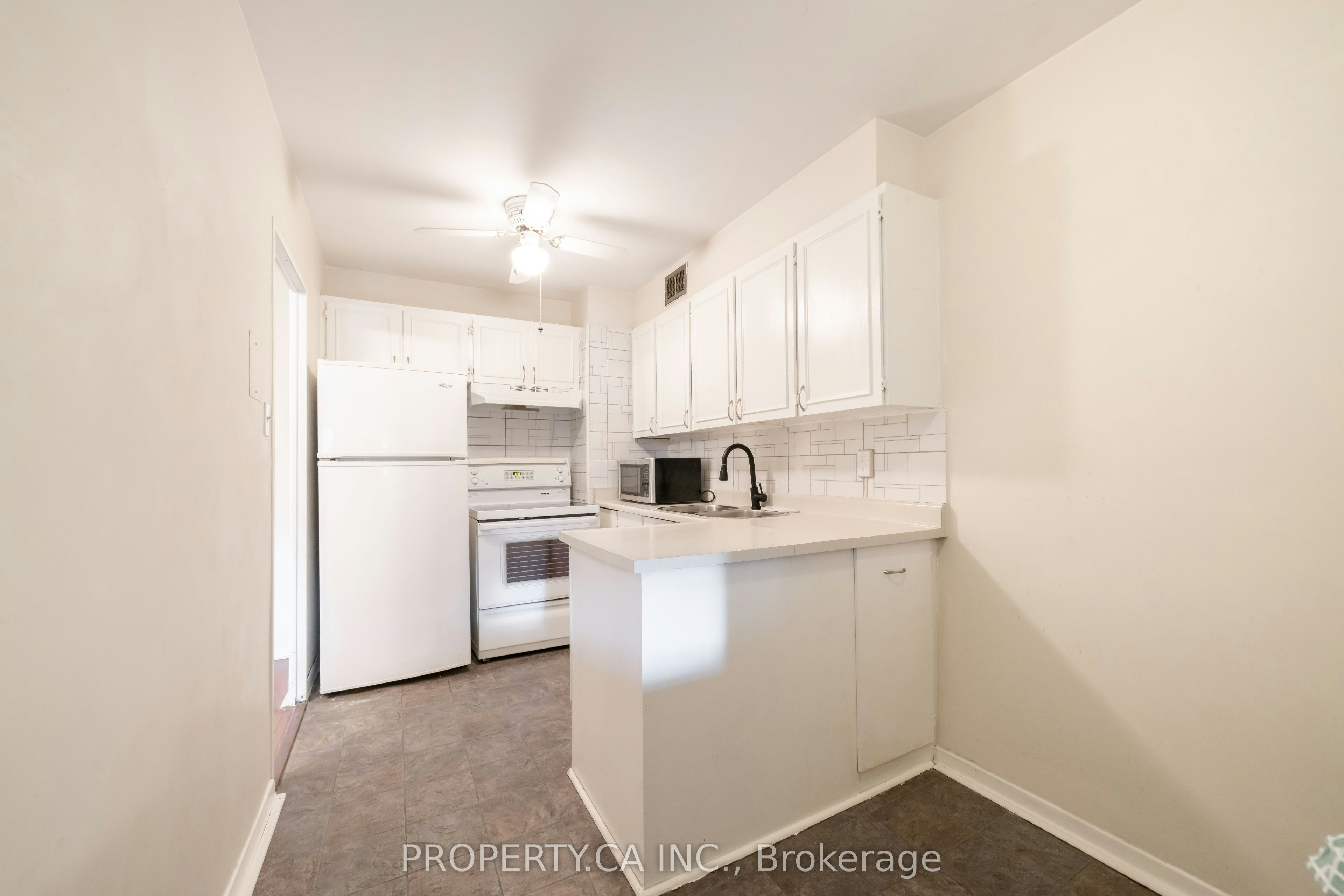 307-455 Sentinel Road, Toronto, ON, M3J 2T6 - 12