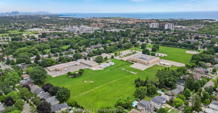 1362 Kenmuir Avenue, Mississauga, ON, L5G 4B4 - 50