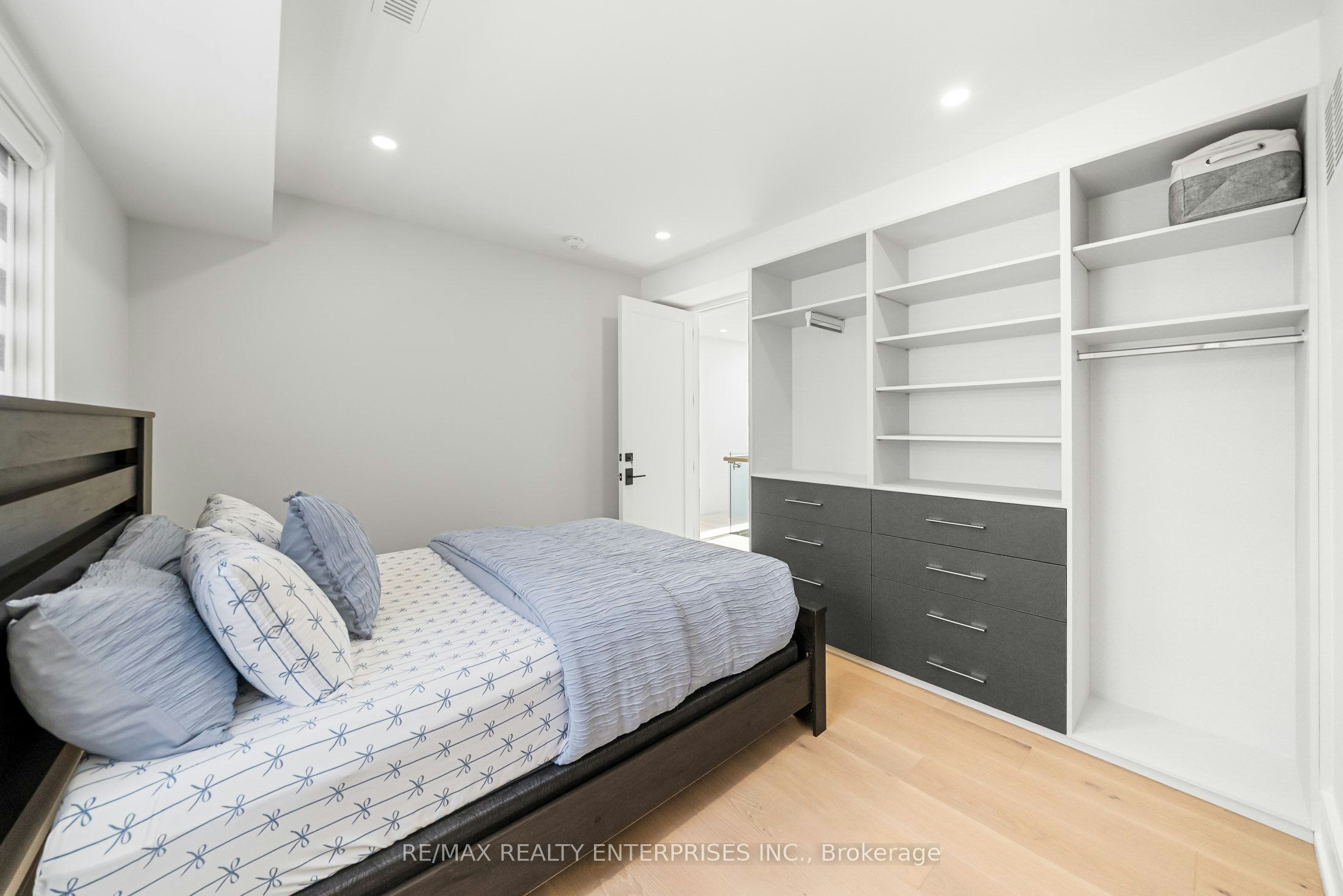 1362 Kenmuir Avenue, Mississauga, ON, L5G 4B4 - 21