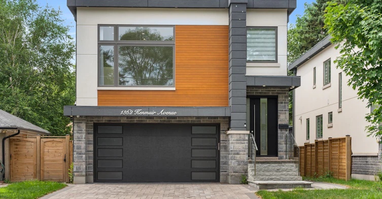 1362 Kenmuir Avenue, Mississauga, ON, L5G 4B4