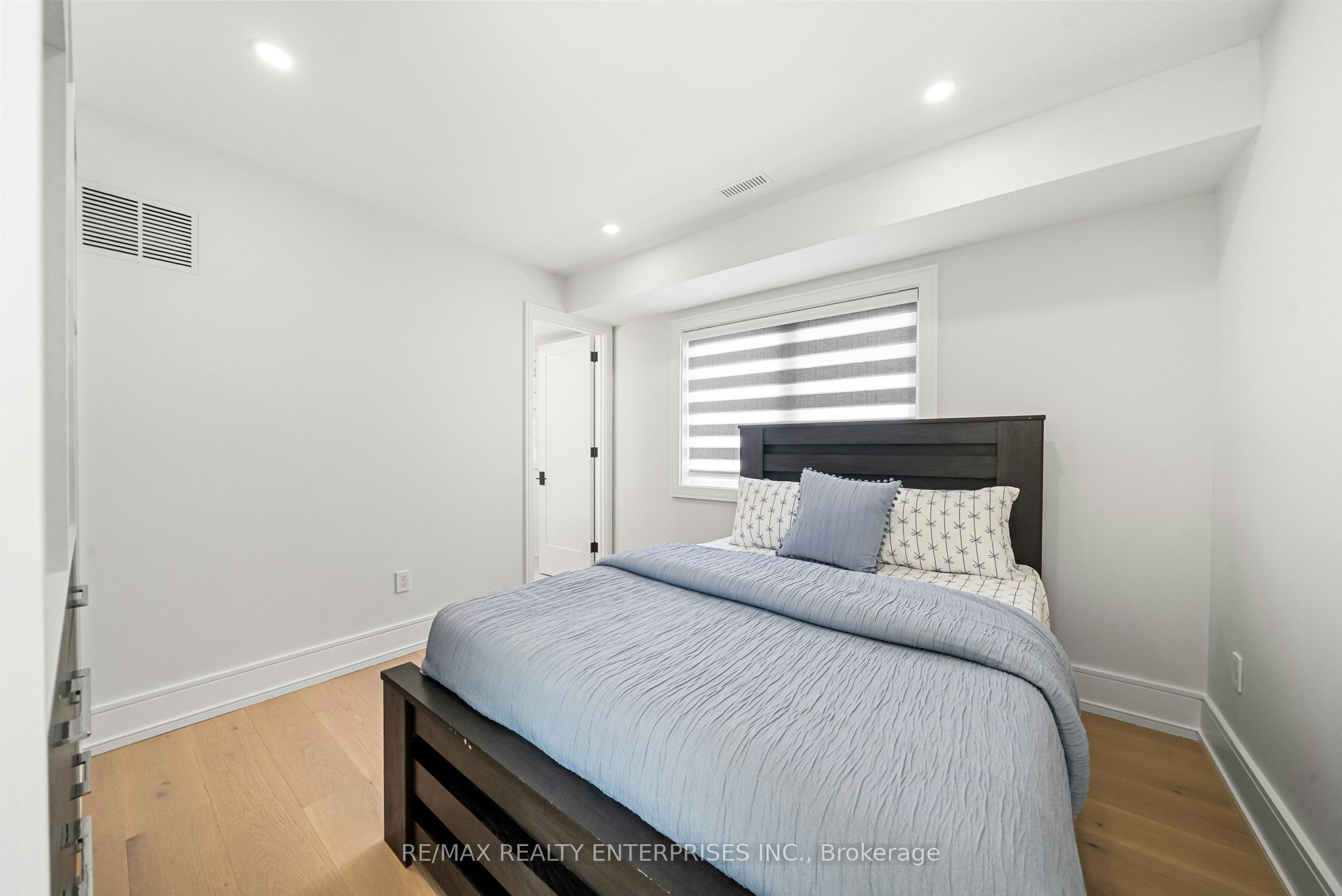 1362 Kenmuir Avenue, Mississauga, ON, L5G 4B4 - 22