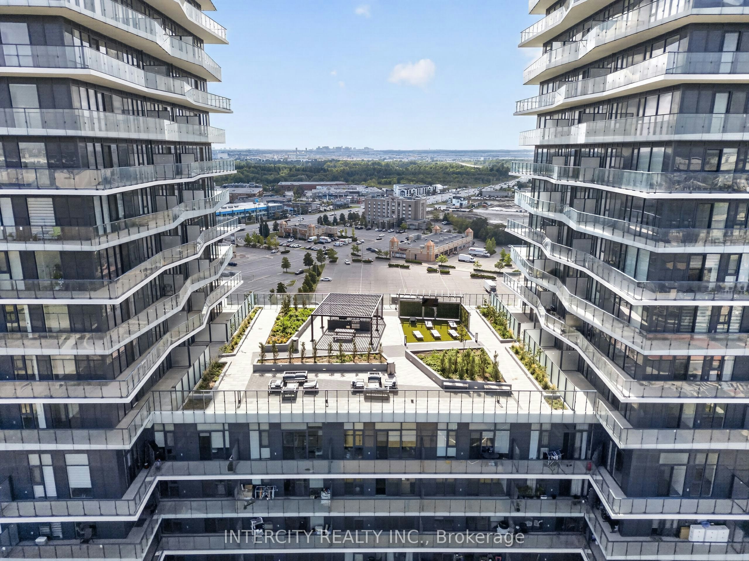 421-15 Skyridge Drive, Brampton, ON, L6P 4S3 - 3