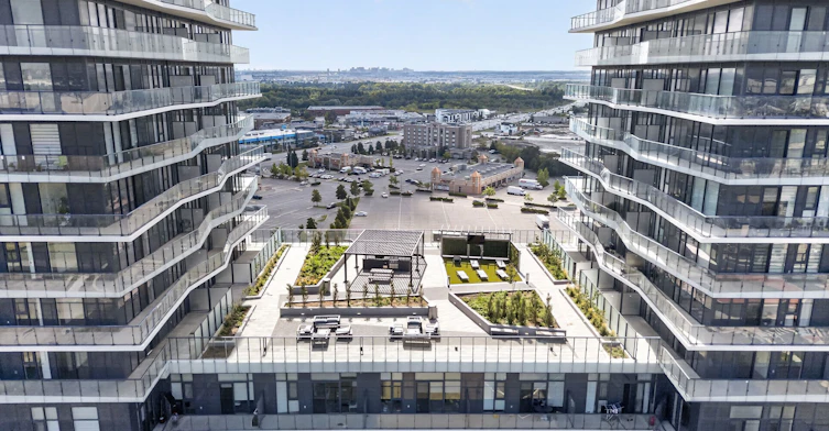 421-15 Skyridge Drive, Brampton, ON, L6P 4S3 - 3