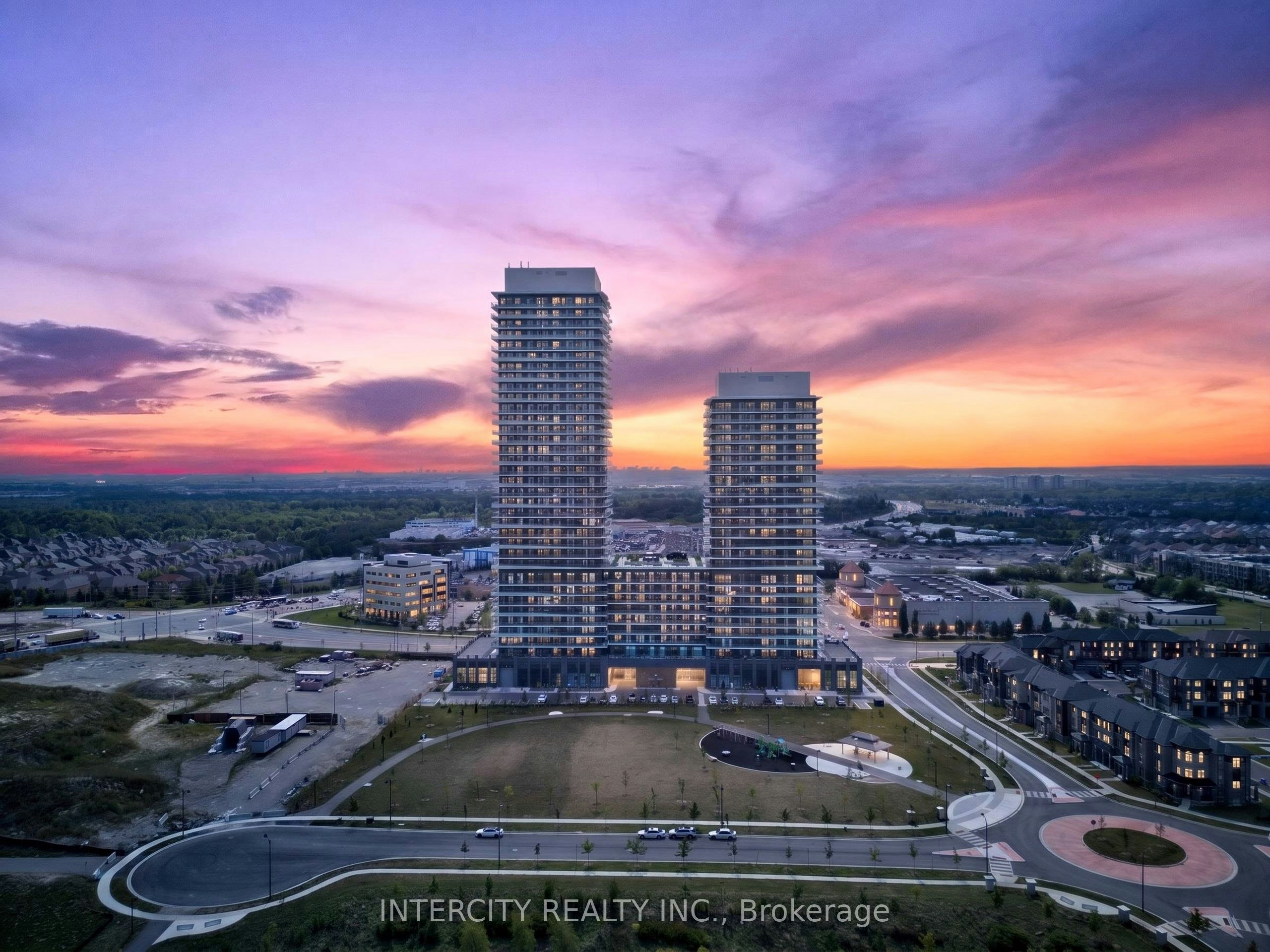 421-15 Skyridge Drive, Brampton, ON, L6P 4S3