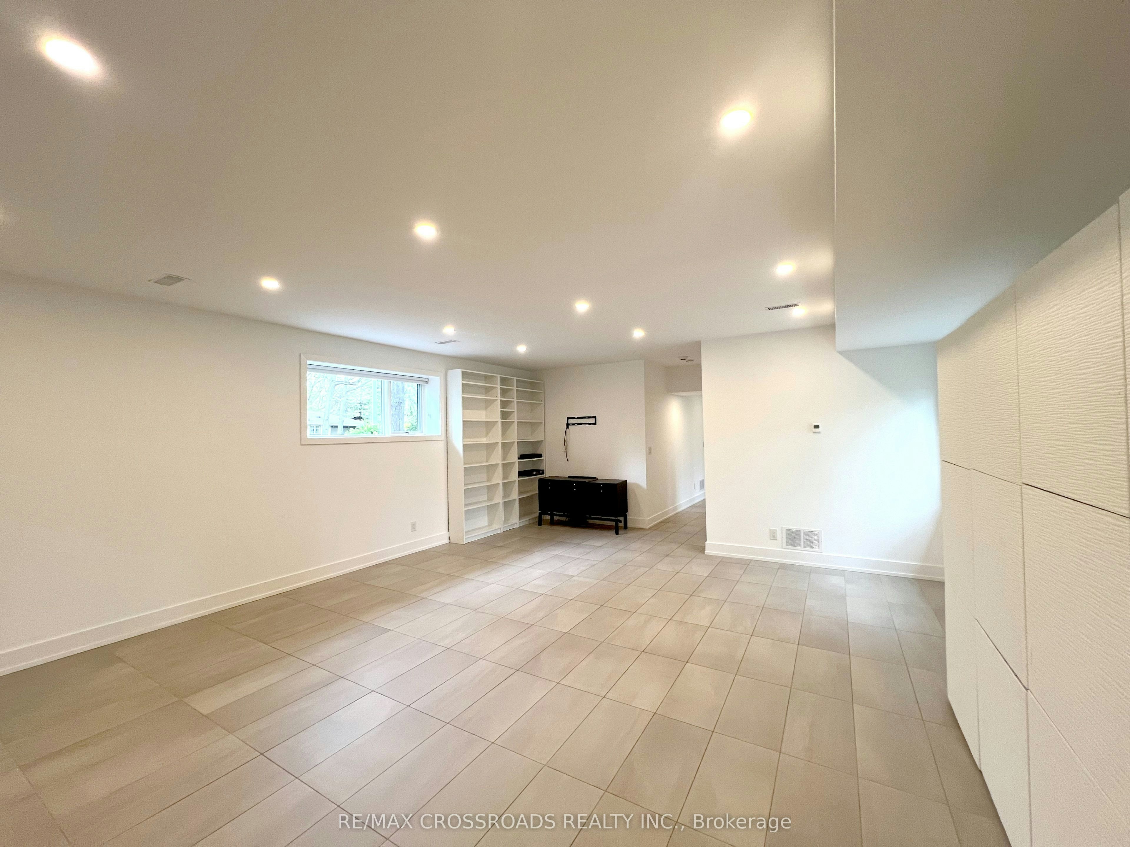 1532 Merrow Road, Mississauga, ON, L5J 3C5 - 14