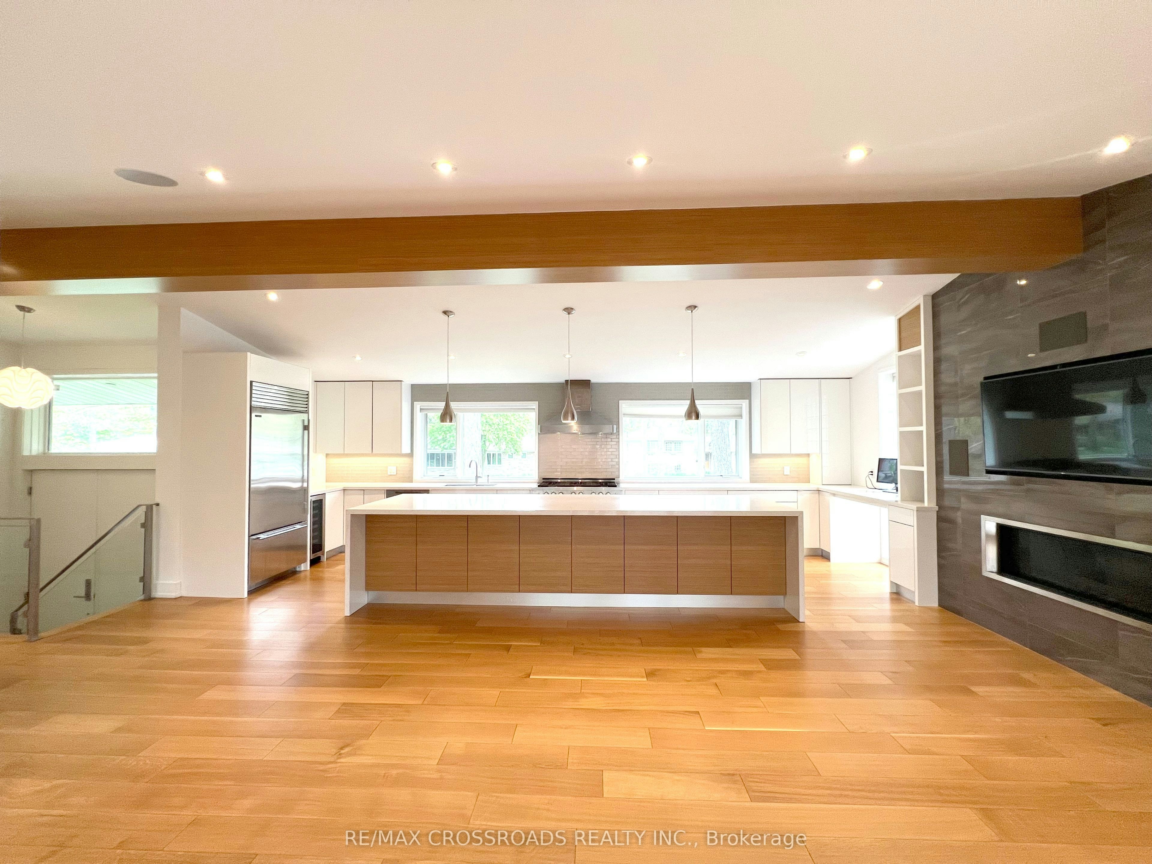 1532 Merrow Road, Mississauga, ON, L5J 3C5 - 3