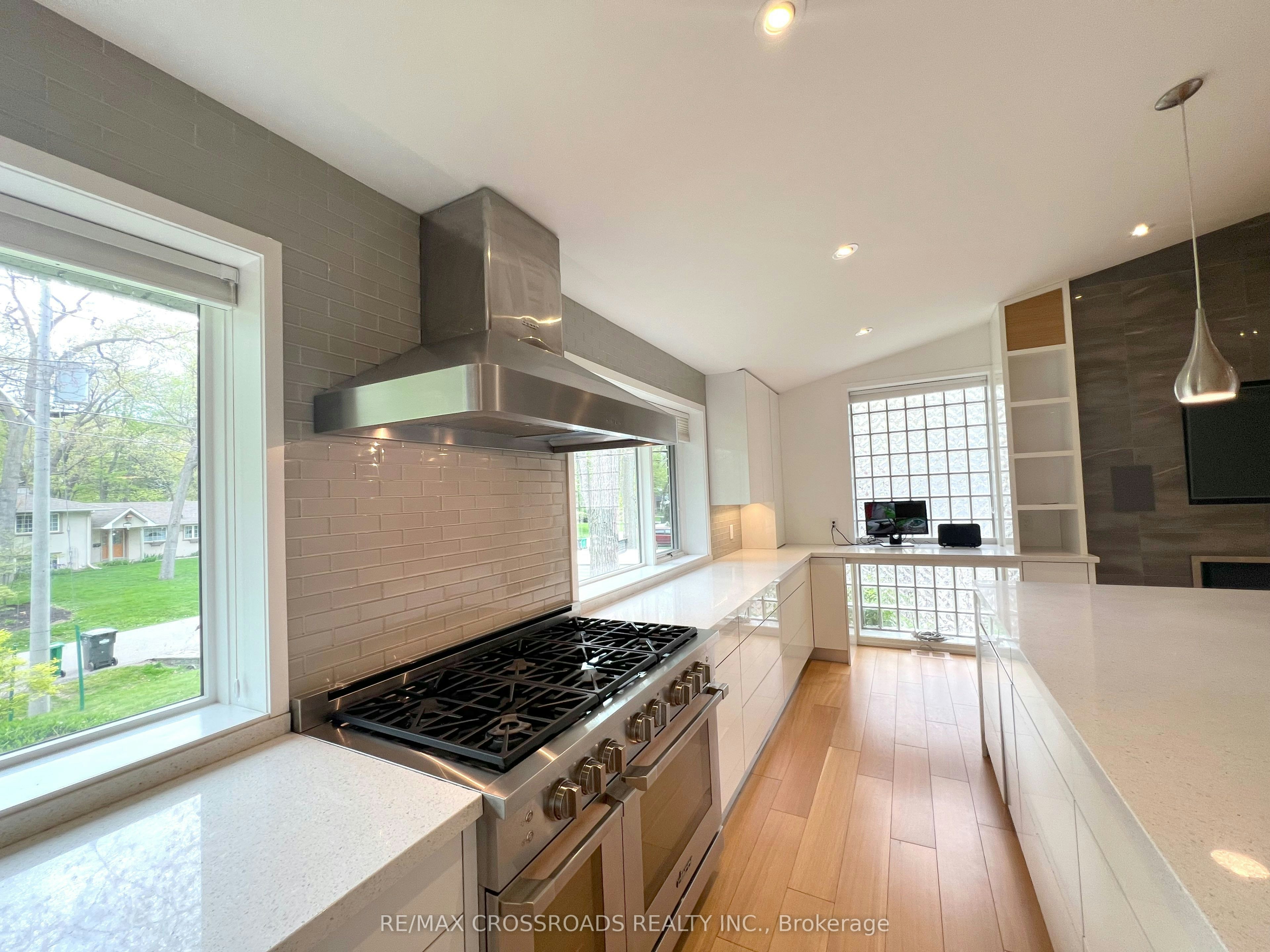 1532 Merrow Road, Mississauga, ON, L5J 3C5 - 5