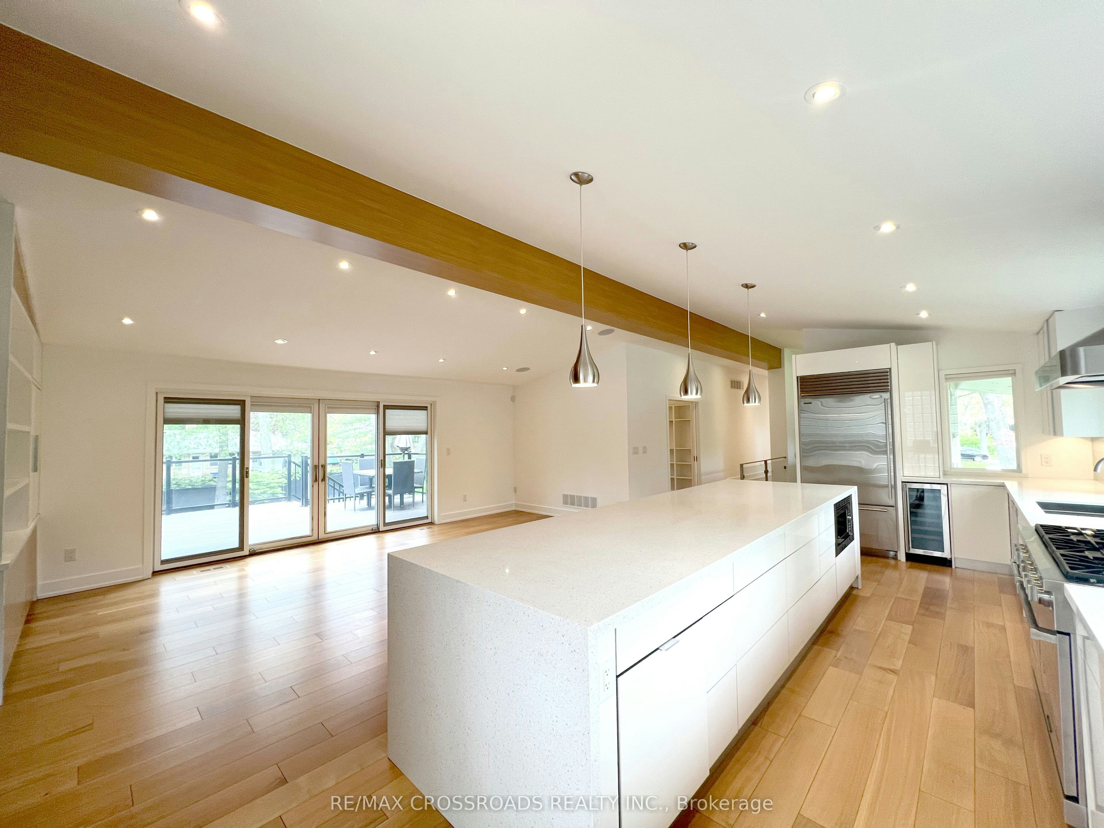 1532 Merrow Road, Mississauga, ON, L5J 3C5 - 7